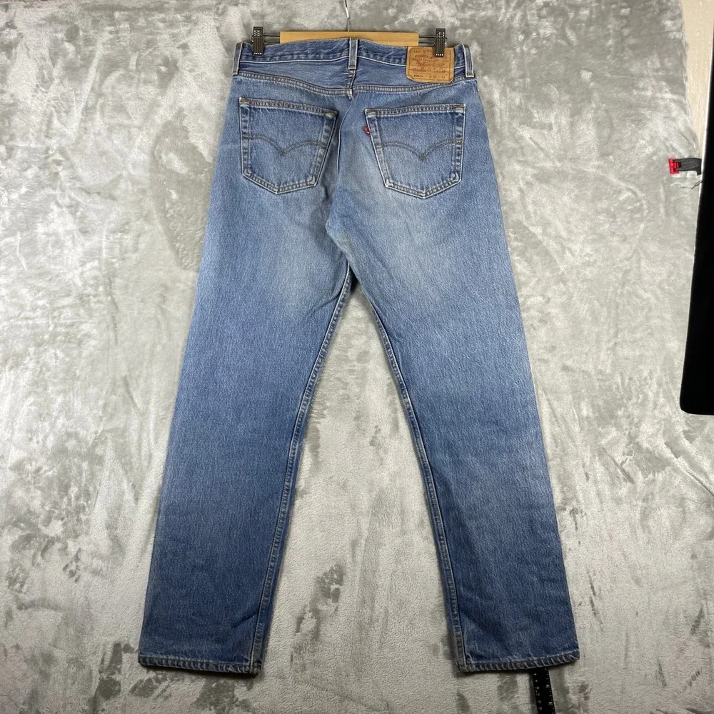 Levis item good